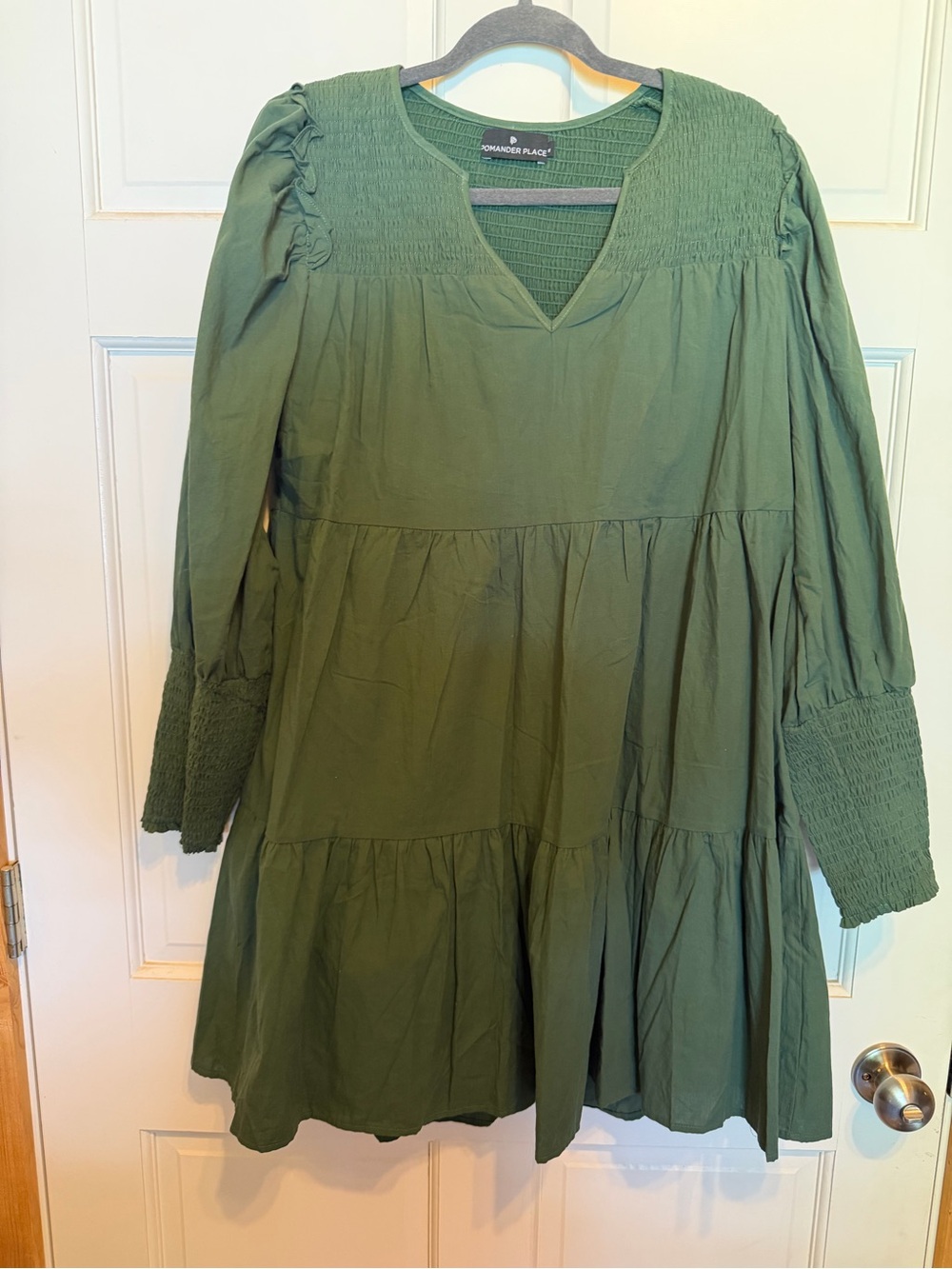 Pomander Place Ceci Smocked Long Sleeve Green Tiered Mini Dress Size Medium